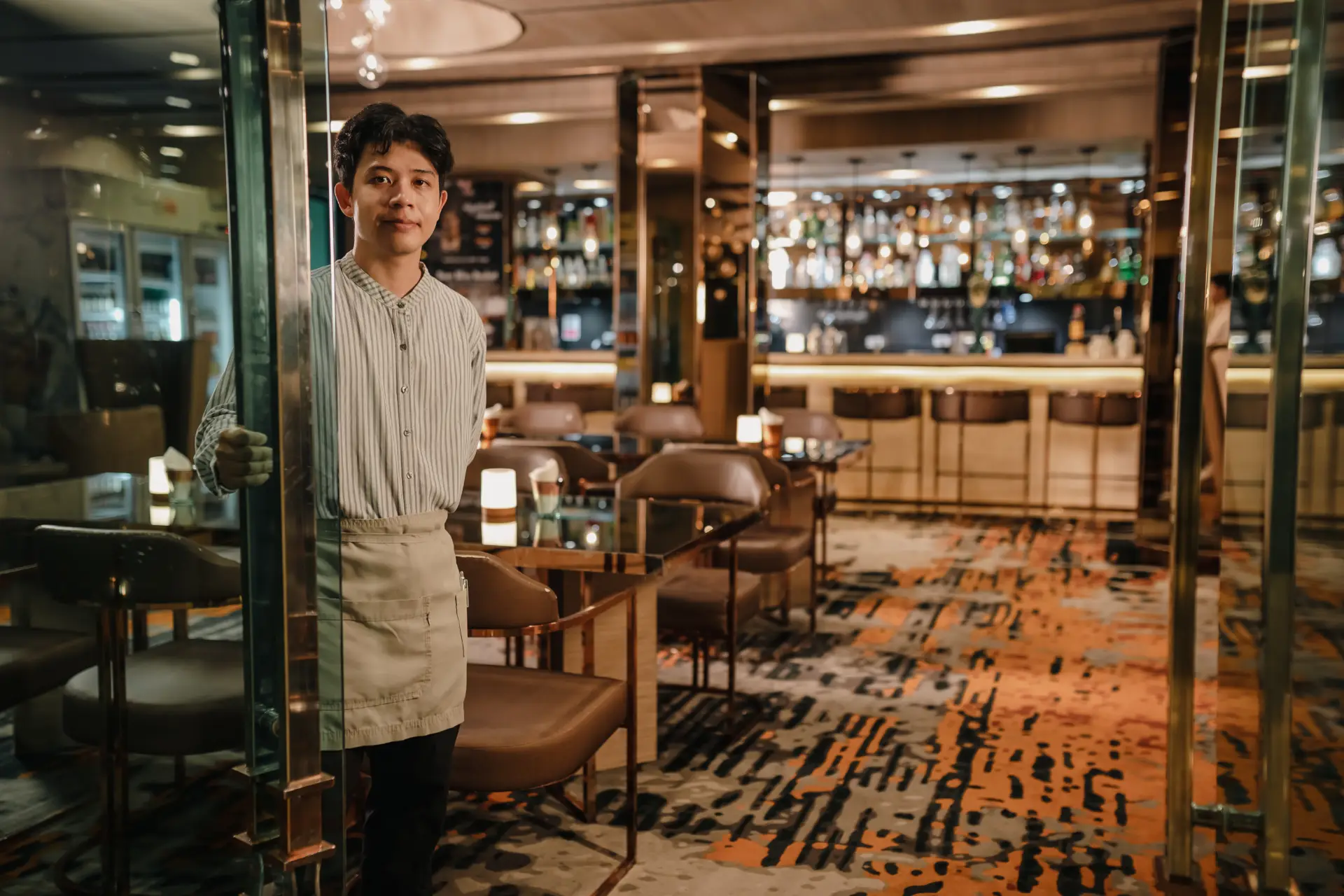 TRADERS BAR AND KITCHEN