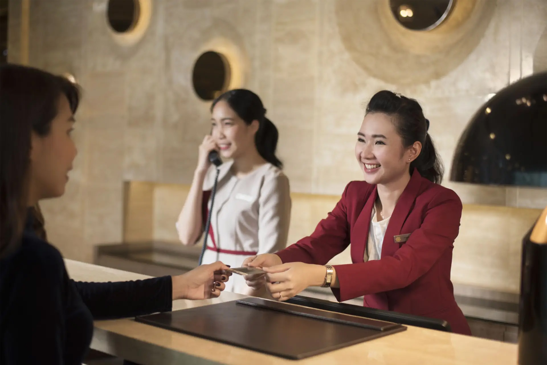 Solitaire Sukhumvit 11: The Perfect Hotel Near Nana BTS